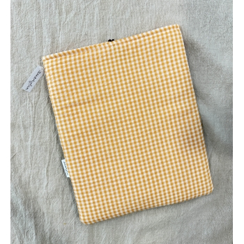 Funda Protectora "Vichy Amarillo" con bolsillo