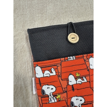 Funda Protectora para Ebook "Snoopy Caseta" con bolsillo