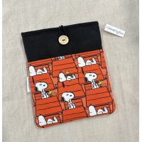 Funda Protectora para Ebook "Snoopy Caseta" con bolsillo