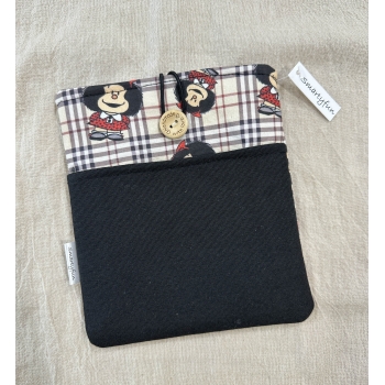 Funda Protectora para Ebook "Mafalda Cuadros" con bolsillo