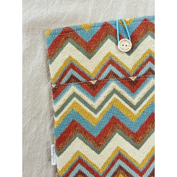 Funda Protectora "Sahara" con bolsillo