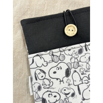 Funda Protectora para Ebook "Snoopy Bocetos" con bolsillo